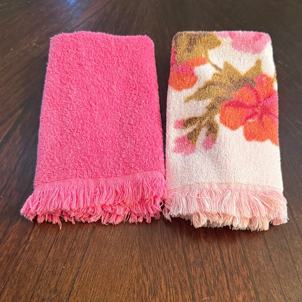 VTG CALLAWAY Pink and Floral Hand Towels
